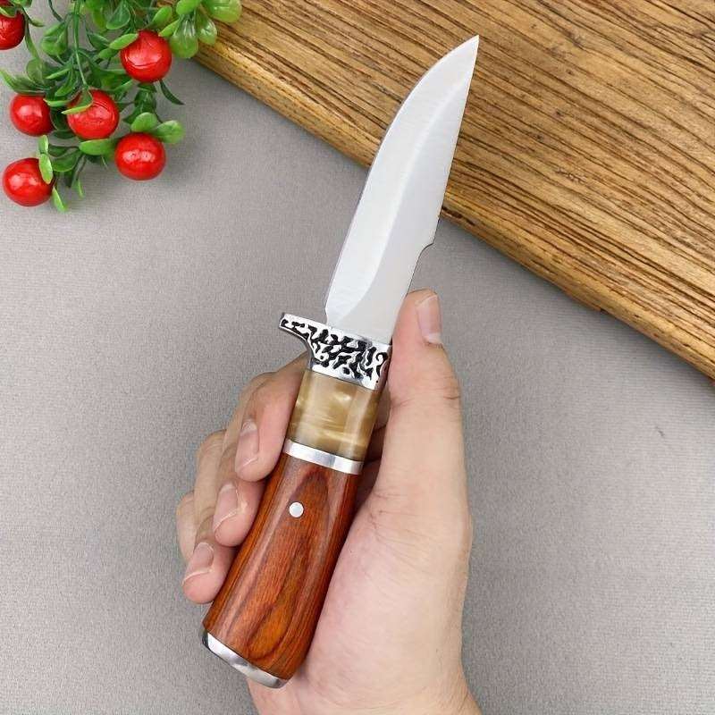couteau de cuisine petite taille avec bonne prise en main