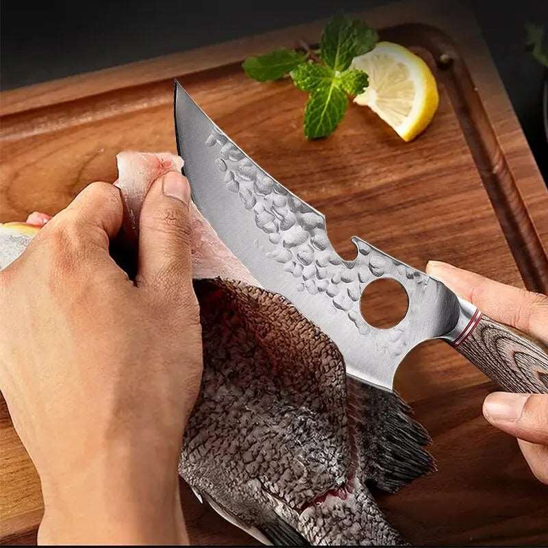 couteau de cuisine pour la préparation du poisson